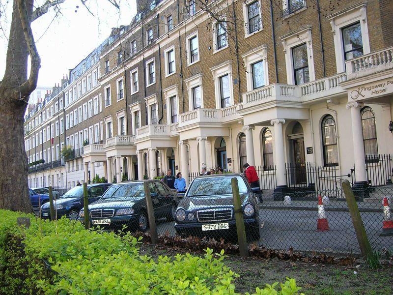 KingswayPark Hotel at Park Avenue Londra Dış mekan fotoğraf